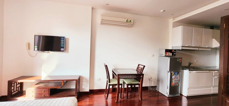 (Chính chủ) bán tòa căn hộ dịch vụ - 180tr/tháng 9 tầng 1 hầm mặt phố Nguyễn Du - 100m2, chỉ 63 tỉ
