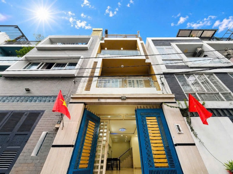 Nhà 4 tầng Hiệp Bình Phước - Hàng xóm KDC Hồng Long - Xe hơi đậu đổ ngày đêm