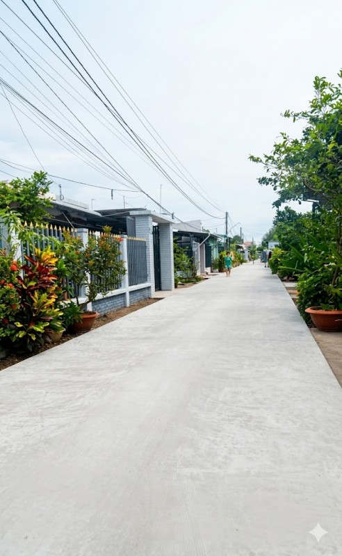 Bán nền mặt tiền đường Ngã Bát Bờ Phải, 172m2, Hướng Đông Nam, Giá 1,3 tỷ