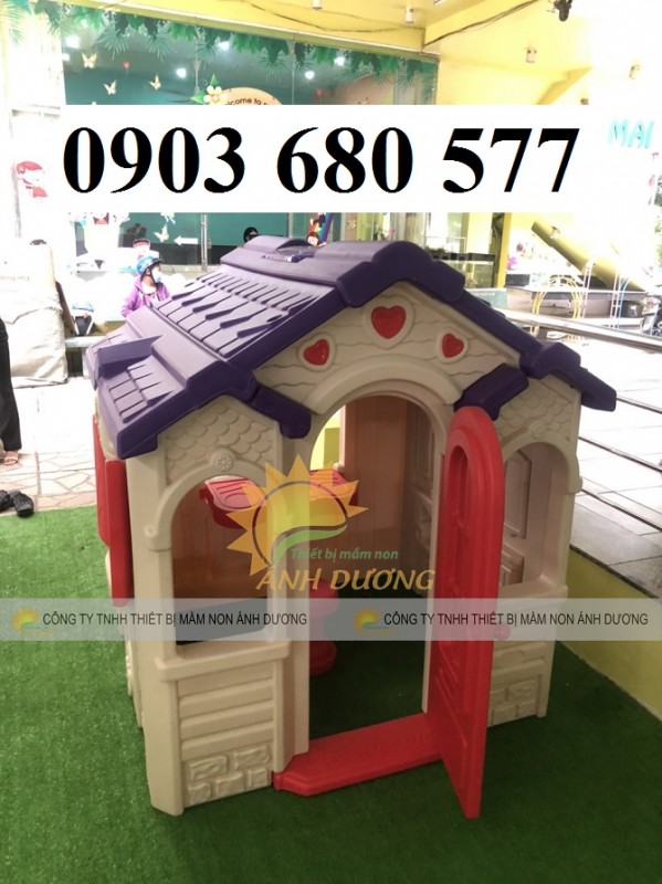 Nhà chơi cổ tích bằng nhựa cho trẻ em mầm non