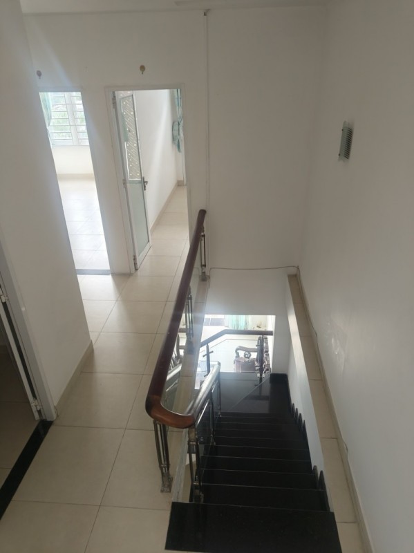 Bán nhà mặt phố đường Số 37, Hiệp Bình Chánh, Thủ Đức, TP HCM. DT 67m2, 3 tầng. Giá 8,05 tỷ, Sổ