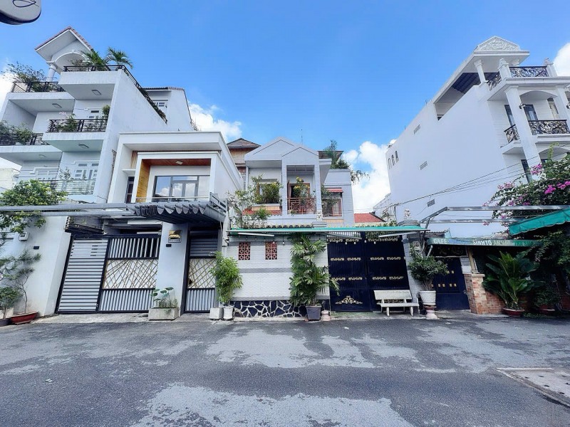 BÁN BIỆT THỰ 3 TẦNG Đ.TRẦN XUÂN SOẠN, TÂN HƯNG, QUẬN 7 - NGANG HIẾM 7,2M*16M - KHU VIP HIẾM BÁN *