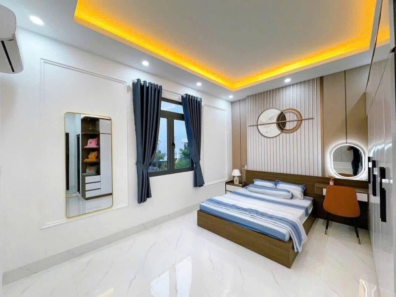 Hoa hậu mặt ngõ Ngọc Thuỵ 55M,Mt khủng 7.5M,thang máy, gara ô tô.ngõ thông,Hơn 17  tỷ
