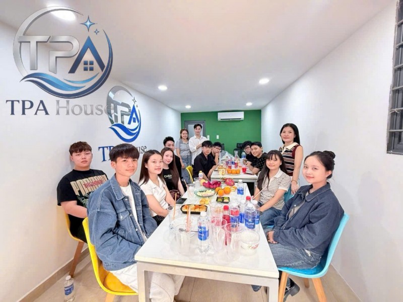 TPA HOUSE TUYỂN ĐỒNG ĐỘI – CƠ HỘI CHO CÁC BẠN TRẺ MUỐN KIẾM THU NHẬP CAO