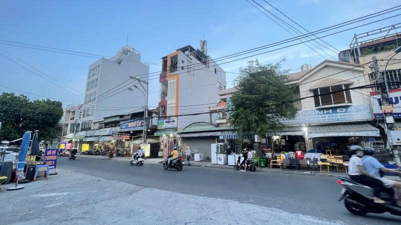 Bán nhà Mặt tiền đường Tân Thành  - gần Lũy Bán Bích, 8,6x21m, 2 tầng, tiện xây, 22,5 Tỷ.