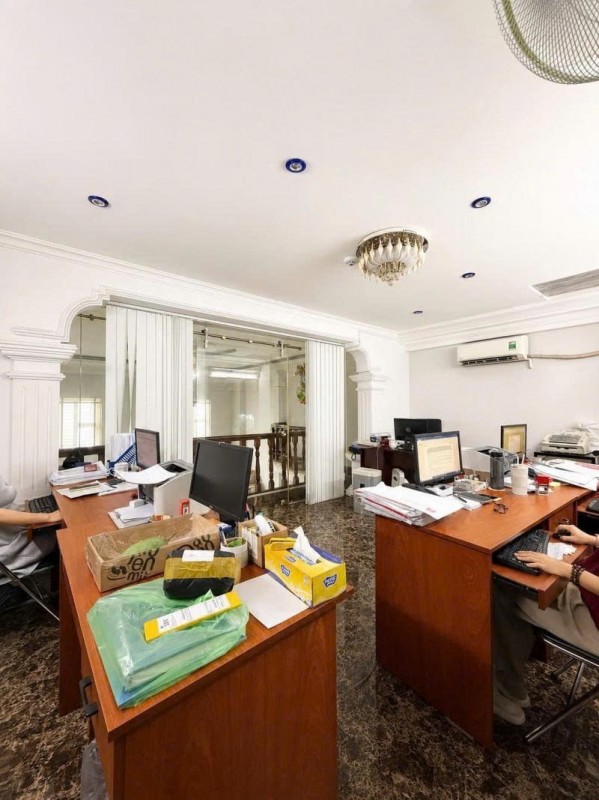 Bán Nhà Phố Hẻm 8m Thiên Phước, ngay Khu cư xá Lữ Gia, 5,6x20m, 6 Tầng - 7PN, 19,6 Tỷ.