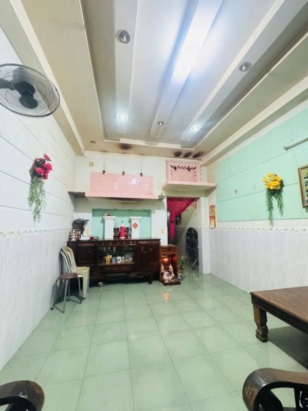 Bán nhà Hẻm 6m Lạc Long Quân - ngay Hòa Bình, 7,5x25m, 2 tầng cũ - 1 ĐỜi chủ, chỉ 14,9 Tỷ.