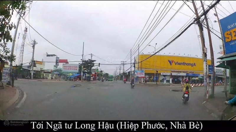 HOT HOT – CẦN BÁN NHÀ MẶT TIỀN ĐANG KINH DOANh –  NGAY NGÃ TƯ ĐƯỜNG LỚN HIỆP PHƯỚC – LONG HẬU