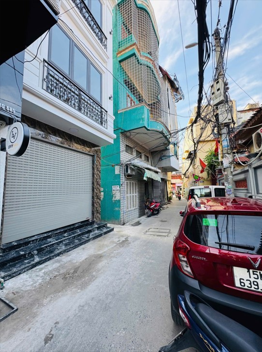 BÁN NHÀ 4 TẦNG ĐỘC LẬP TUYẾN ĐÀ NẴNG, GẦN NGÃ 5 LÊ HỒNG PHONG, LÔ GÓC KINH DOANH TỐT, GIÁ 5,2 TỶ