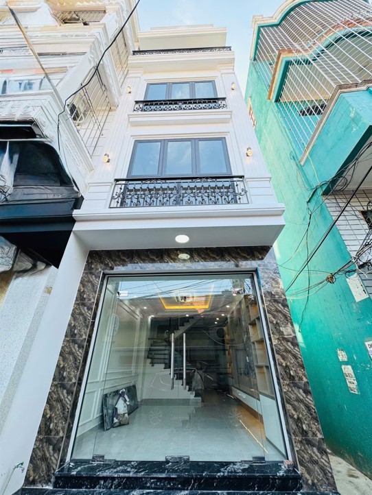 BÁN NHÀ 4 TẦNG ĐỘC LẬP TUYẾN ĐÀ NẴNG, GẦN NGÃ 5 LÊ HỒNG PHONG, LÔ GÓC KINH DOANH TỐT, GIÁ 5,2 TỶ