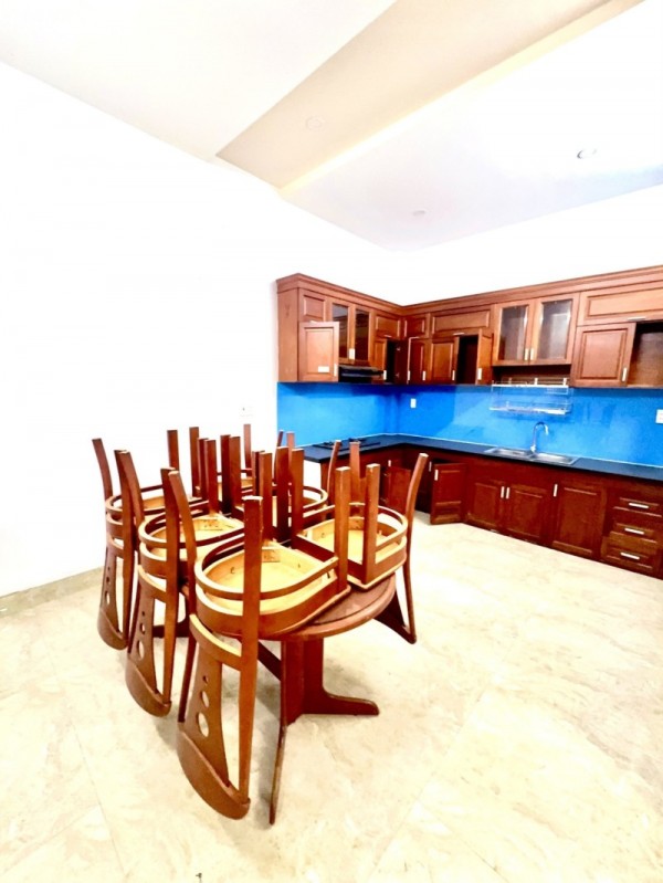 Bán nhà 4 tầng Đường Số 7, Tam Bình, Thủ Đức, TP HCM. DT 80m2, sổ hồng riêng, giá 7.56 tỷ.
