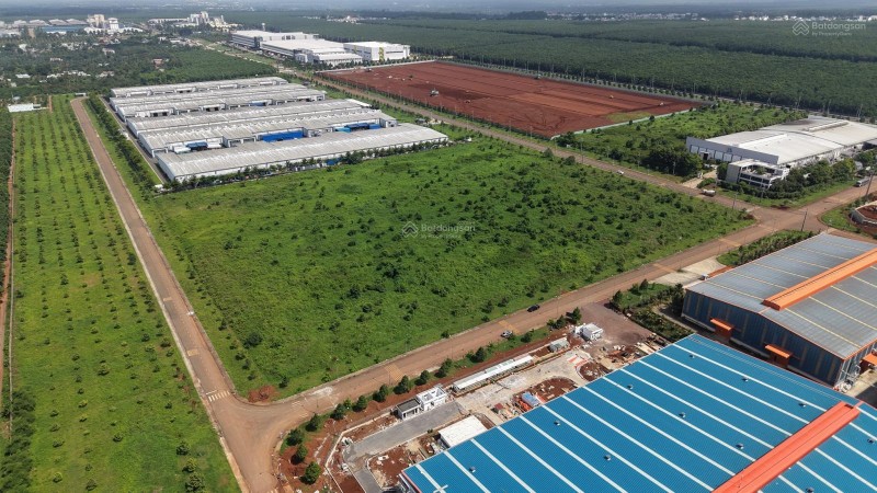 Cần sang nhượng gấp đất sổ hồng vị trí cực đẹp, 3 mặt tiền thuộc KCN Dầu Giây - Đồng Nai