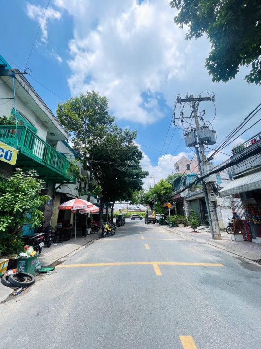 Bán đất thổ cư 300m2 Đông Thạnh, Hóc Môn - 13 Tỷ - Sổ Đỏ