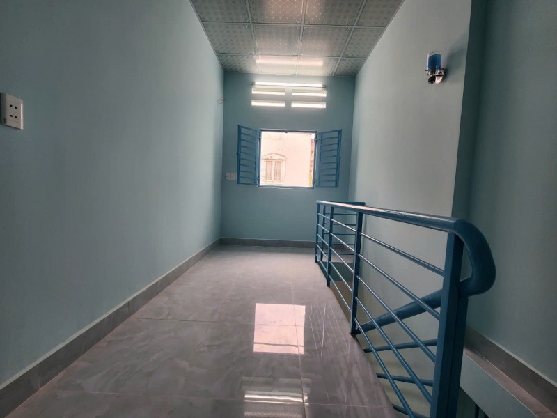 Chính chủ cho thuê nhà mới, đẹp 1 trệt 1 lửng, 2 WC gần mặt tiền Phan Huy Ích, Gò Vấp