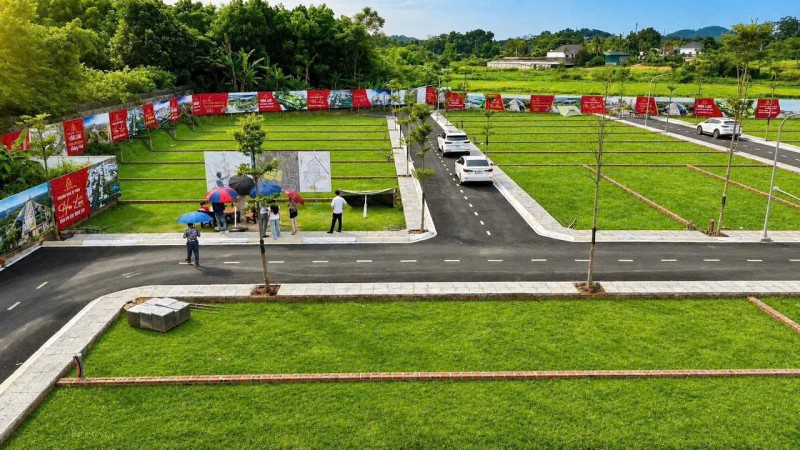 HIẾM CÓ QUỸ ĐẤT SÁT ĐH FPT, ĐH QG ĐẸP NHẤT ĐỒNG TRẠNG