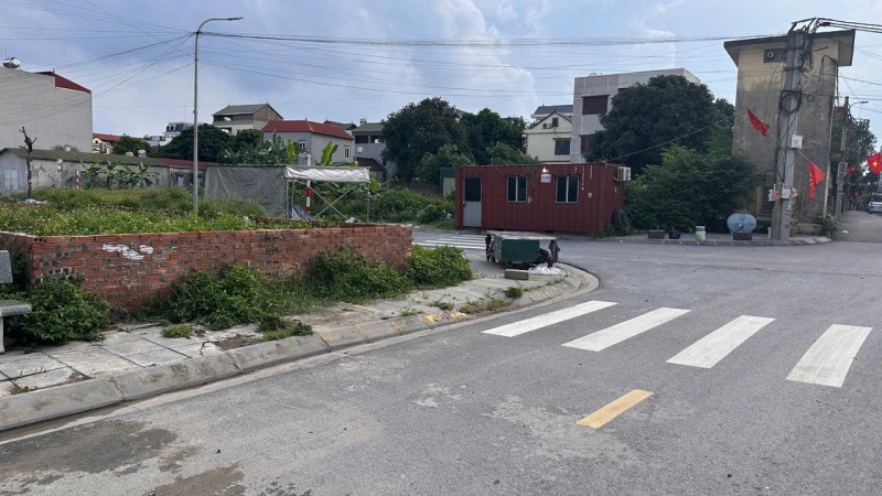 Bán Lô áp Góc 73.1m2 - Đối diện Chợ mới Nguyên Khê - Đông Anh - Hà Nội