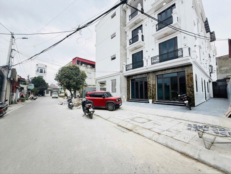NHÀ ĐỘC LẬP 3,5 TẦNG HẢI AN – MẶT TIỀN 6M RỘNG HIẾM – Ô TÔ ĐỖ SÁT NHÀ