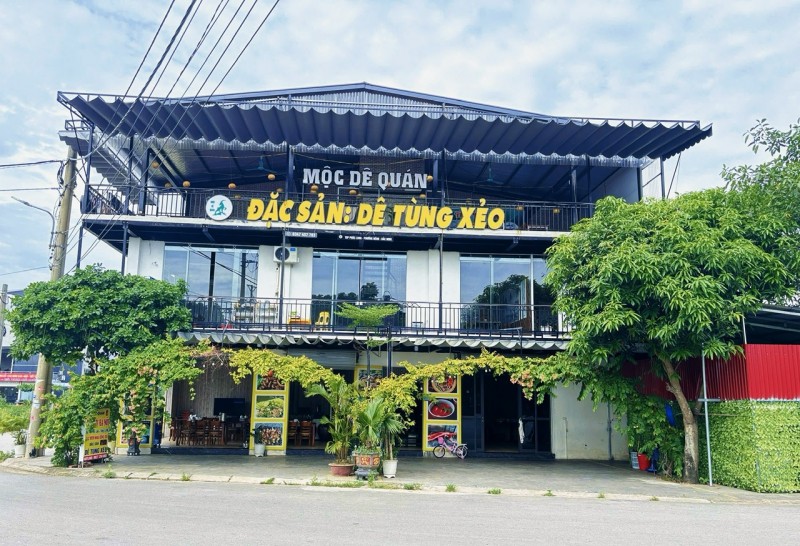 SANG NHƯỢNG GẤP NHÀ HÀNG 3 TẦNG TẠI VIỆT YÊN, BẮC GIANG