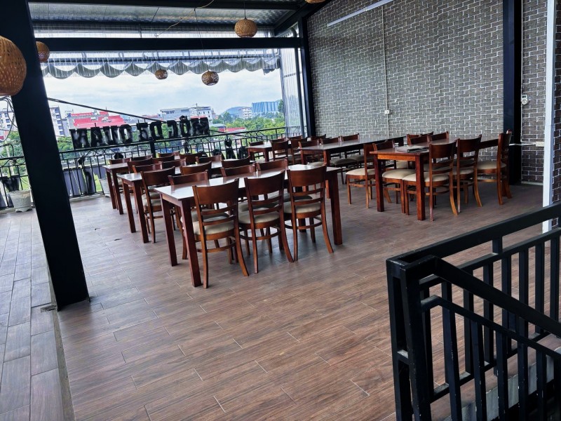SANG NHƯỢNG GẤP NHÀ HÀNG 3 TẦNG TẠI VIỆT YÊN, BẮC GIANG