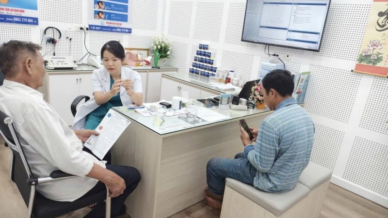 Bác tưởng máy hỏng… Nhưng thực ra đôi tai đã thay đổi sau 6 năm