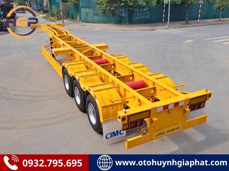 BÁN RƠ MOOC CỔ CÒ CIMC HUAJUN 45 FEET 3 TRỤC TẢI 33 TẤN GIÁ TỐT