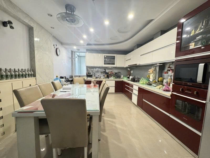 Bán nhà HXH 10m Ni Sư Huỳnh Liên - ngay Chung cư Bàu Cát, 4x23m, 5 Tầng - 5PN, 14,9 tỷ.