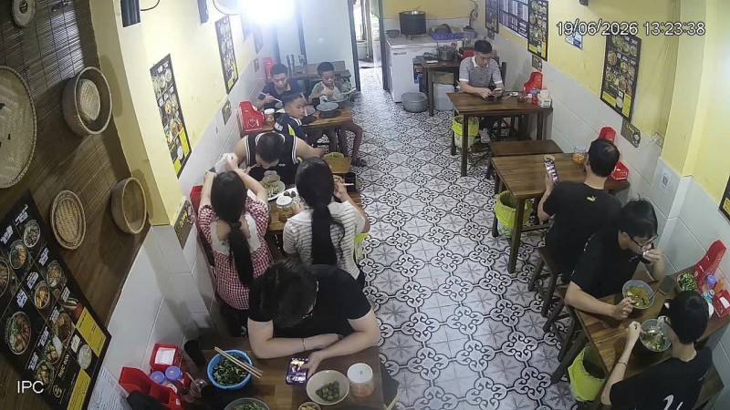 SANG NHƯỢNG MẶT BẰNG QUÁN ĂN – PHỐ ẨM THỰC 89 NGUYỄN VĂN TUYẾT ,ĐỐNG ĐA, HÀ NỘI