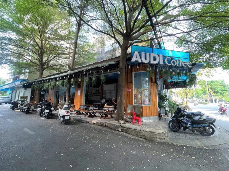 SANG NHƯỢNG QUÁN CAFE HAI MẶT TIỀN ĐẸP TẠI AN NHƠN