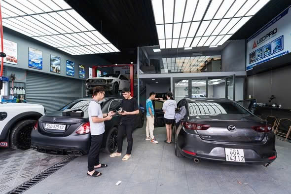SANG NHƯỢNG MẶT BẰNG KINH DOANH NỘI THẤT Ô TÔ TẠI THỦ ĐỨC