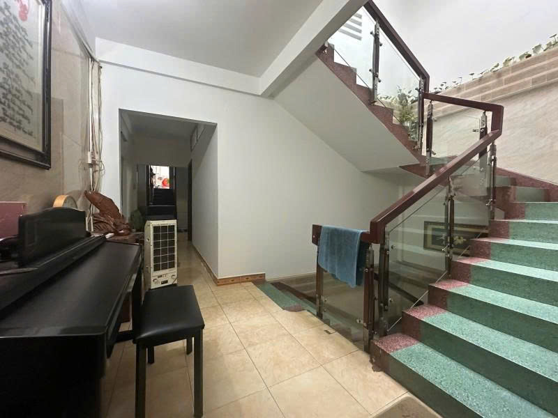 Bán nhà Mặt tiền Lê Trọng Tấn - gần Tân Kỳ Tân QUý, 5x25m, 3 Tầng - 5 PN, 1 chủ, 26,9 Tỷ.