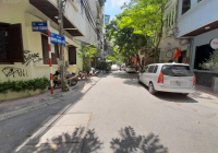 Bán Nhà mặt phố Nguyễn Trường Tộ, Ba Đình 139m2, MT 9m, vỉa hè rộng, kinh doanh 190 Tỷ