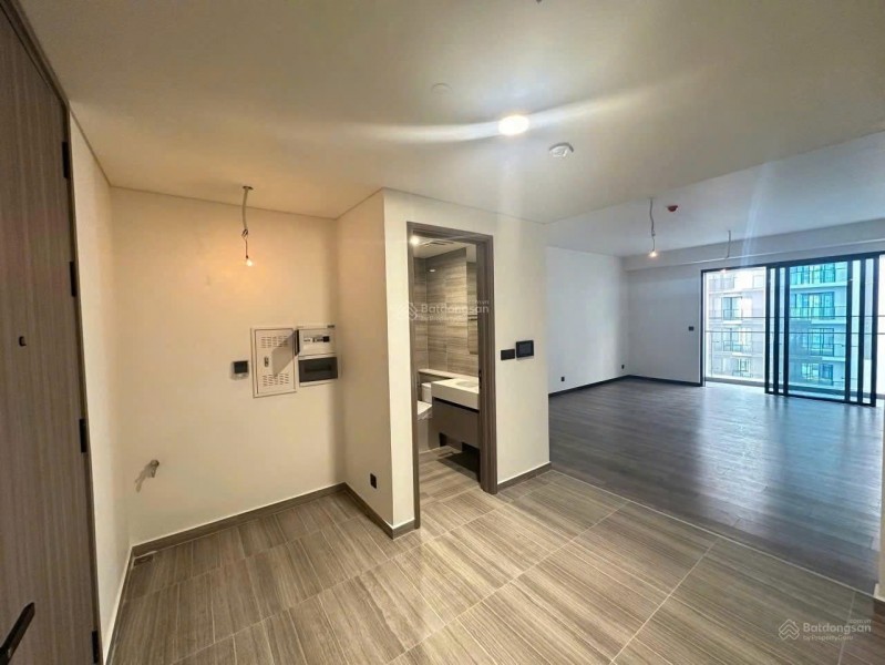 Studio SOHO văn phòng lưu trú 45.62m² tầng 20, view nội khu yên tĩnh, giá 3.8 tỷ bao phí