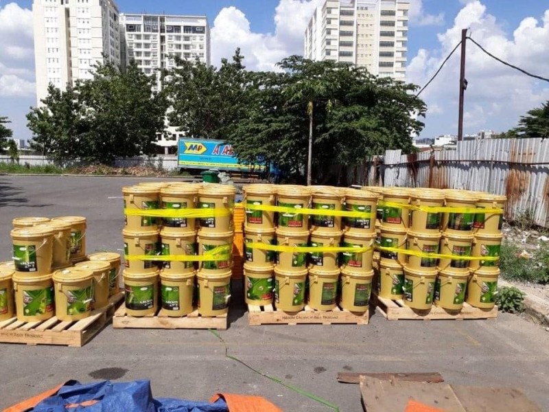 Nhớt cho ô tô, tàu thuyền- Giá tốt, sẵn kho tại Hải Phòng 