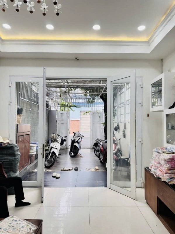 Bán nhà 2MT Hẻm 10m Nguyễn Văn Đậu - gần Phan Văn Trị, 4x23m, 4 tầng, 5PN, 18.8 tỷ.