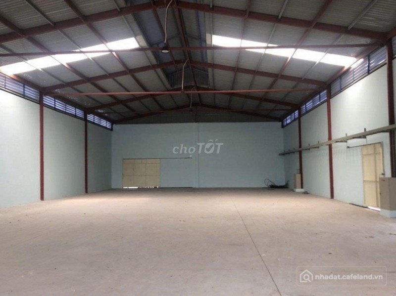 BÁN XƯỞNG SẢN XUẤT 1.800M² GẦN KCN GIA THUẬN – HẠ TẦNG HOÀN THIỆN – CÓ NHÀ XƯỞNG, CĂN TIN, NHÀ Ở VÀ