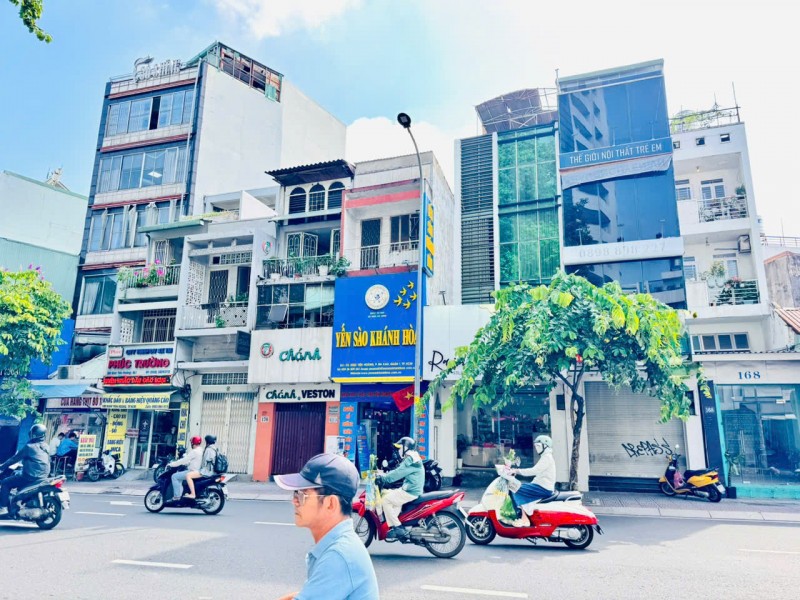 QUẬN 1: BÁN NHÀ 4 TẦNG MẶT TIỀN ĐINH TIÊN HOÀNG, P.TÂN ĐỊNH- DT 51M2- CHÍNH CHỦ 0938676685 CHÀO 19T