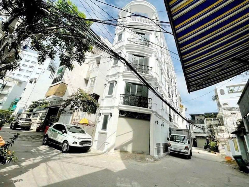 Nhà phố góc Nguyễn Xí, Bình Thạnh - 5 tầng hiện đại, ngang 5m rộng đẹp, vừa ở vừa làm văn phòng