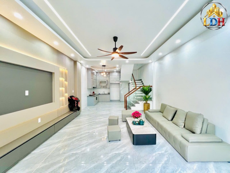* Nhà Mới Tinh Tôn Đức Thắng, Hải Phòng