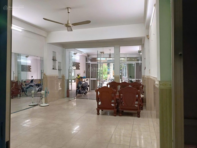 CHO THUÊ MẶT BẰNG KINH DOANH MẶT TIỀN ĐƯỜNG TÂN CẢNG – VỊ TRÍ ĐẸP, GẦN GA METRO, PHÙ HỢP MỞ CỬA