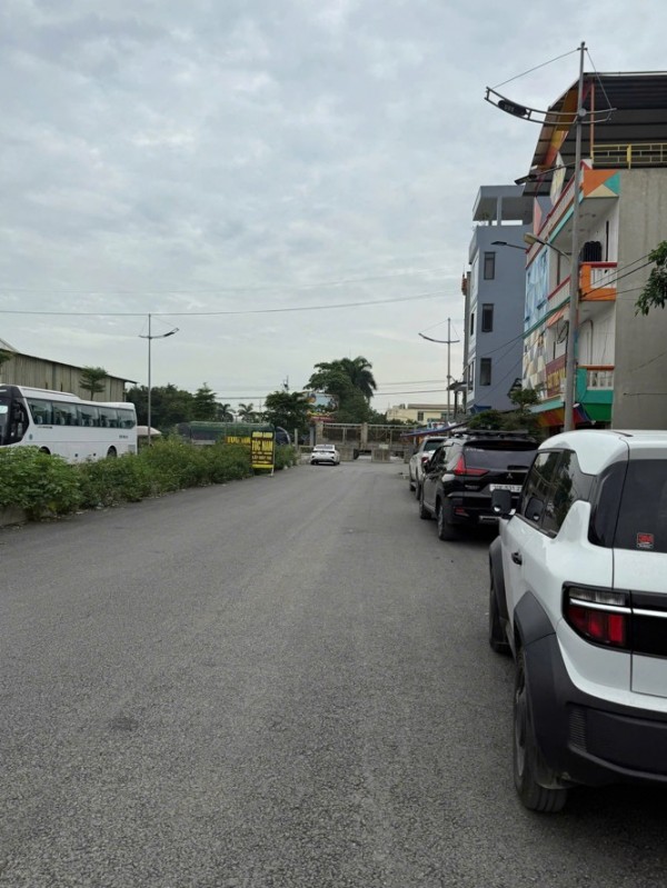 Bán đất ngay đường 427, xã Hồng Vân, Hà Nội - Đường quy hoạch 32m, vị trí đẹp, tiềm năng tăng giá