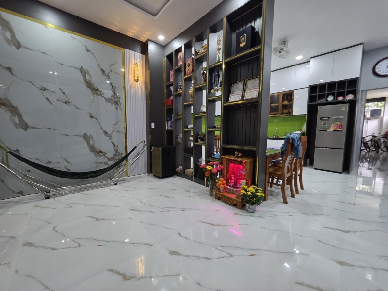 Bán nhà đường Nguyễn Đôn Tiết, Bình Trưng Đông, Q2, Thủ Đức, TP HCM. DT  104m2, 2 tầng, SHR,  giá