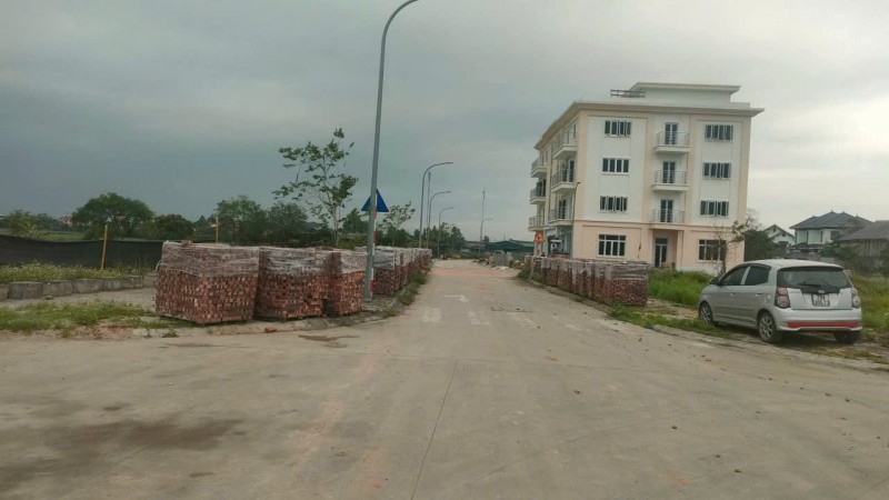 Cắt lỗ bán đất full thổ cư xã Nội Bài, Sóc Sơn - 100m2 - Sổ mới - Gần sân bay Nội Bài - Tiềm năng