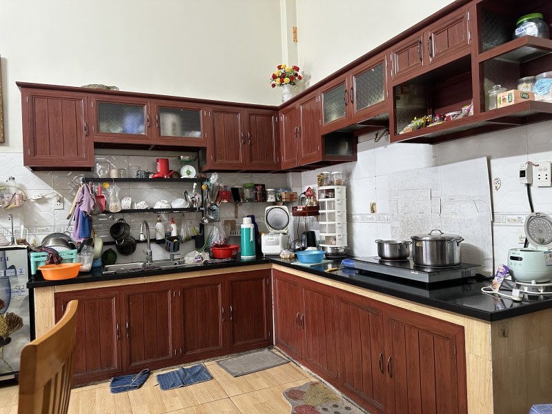 Bán nhà 3 tầng, 68m2,  đường Số 5, Linh Xuân, Thủ Đức. TP HCM. Sổ hồng riêng, giá 3,69  tỷ.