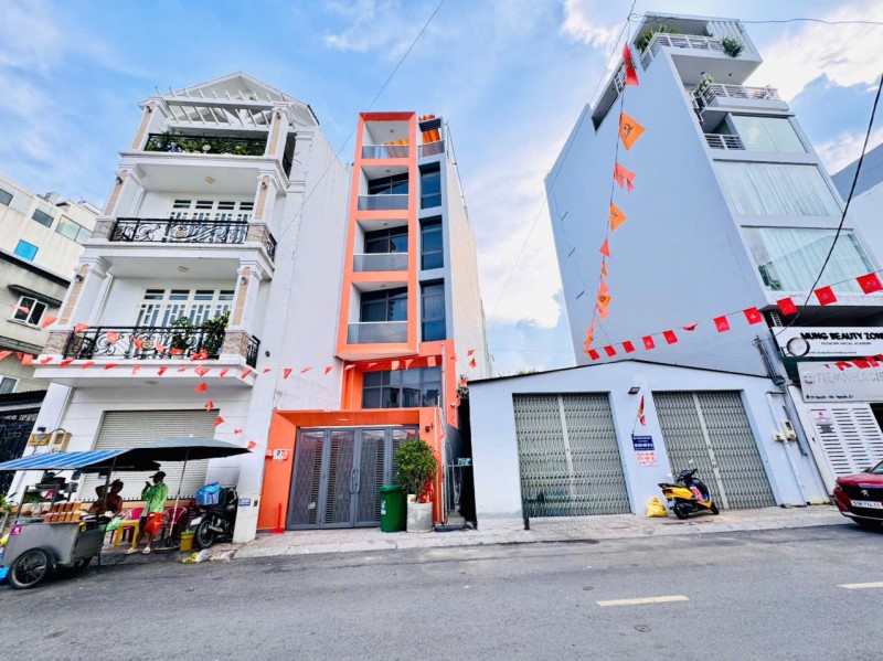 QUẬN 1: CHÍNH CHỦ 0938676685 BÁN TÒA NHÀ 6 TẦNG THANG MÁY MẶT TIỀN NGUYỄN VĂN NGUYỄN, P.TÂN ĐỊNH-