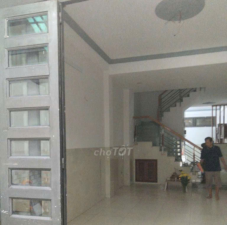 CHO THUÊ TÒA NHÀ MẶT TIỀN GIẢI PHÓNG – VỊ TRÍ ĐẸP GẦN SÂN BAY TÂN SƠN NHẤT