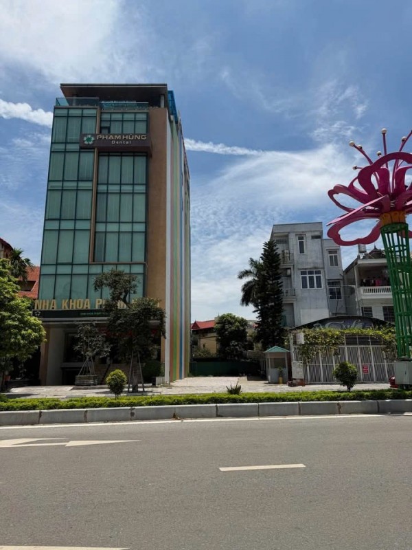 Chính chủ bán đất đẹp Vòng Xuyến Sông Hồng Thủ Đô, Vĩnh Yên - Trung tâm, đường rộng, giá tốt
