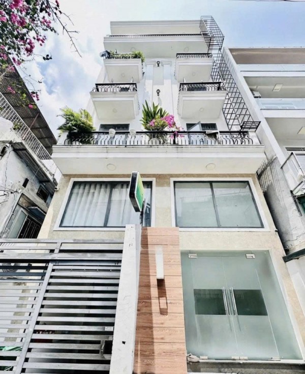 Bán nhà Mặt tiền Phó Đức Chính - giao Vũ Tùng, 6,8x14m, 8 Tầng, HĐ Khoán 65tr, 24,5 Tỷ
