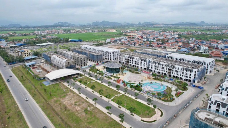 CỰC HIẾM – CHƯA TỪNG CÓ TẠI VLASTA THỦY NGUYÊN ! SIÊU PHẨM LÔ XẺ KHE – LƯU KHÔNG 4M – CHỈ TỪ 5 TỶ!
