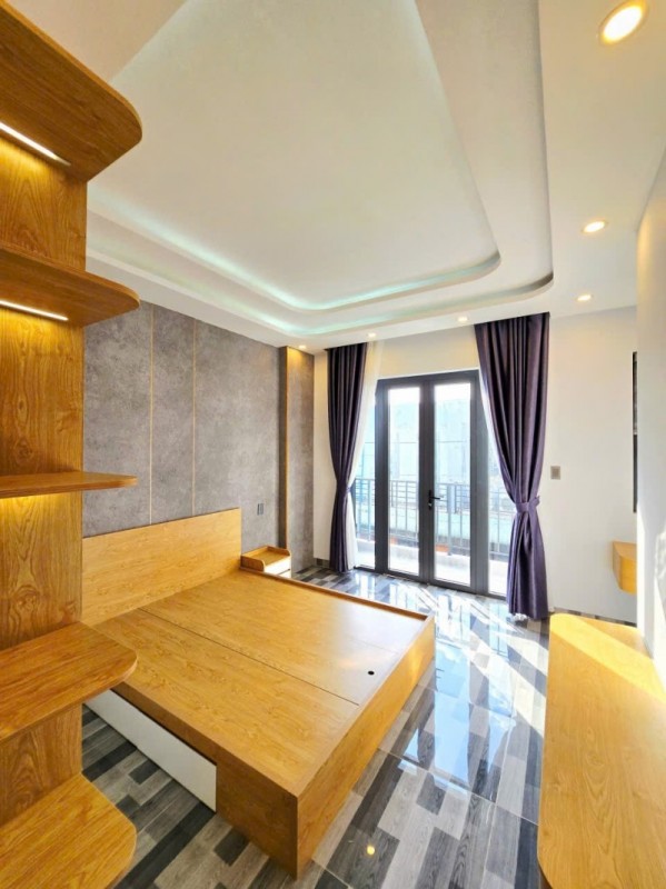 Bán nhà 4 tầng 50m2 đường Nguyễn Duy Trinh, P. Trường Thạnh, Q9. TP HCM. Giá 4,99  tỷ. Sổ hồng