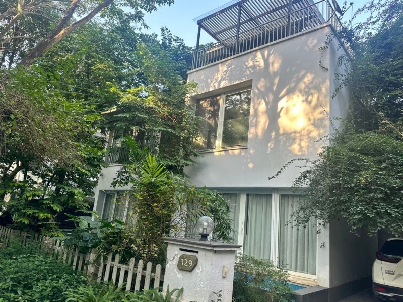 Chủ vào SG cần chuyển nhượng gấp Biệt Thự 185m2, 4 tầng, cây xanh bóng mát quanh năm chỉ 4x tỷ